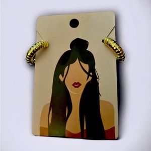 Gold Hoop’s NWT from Rocksbox